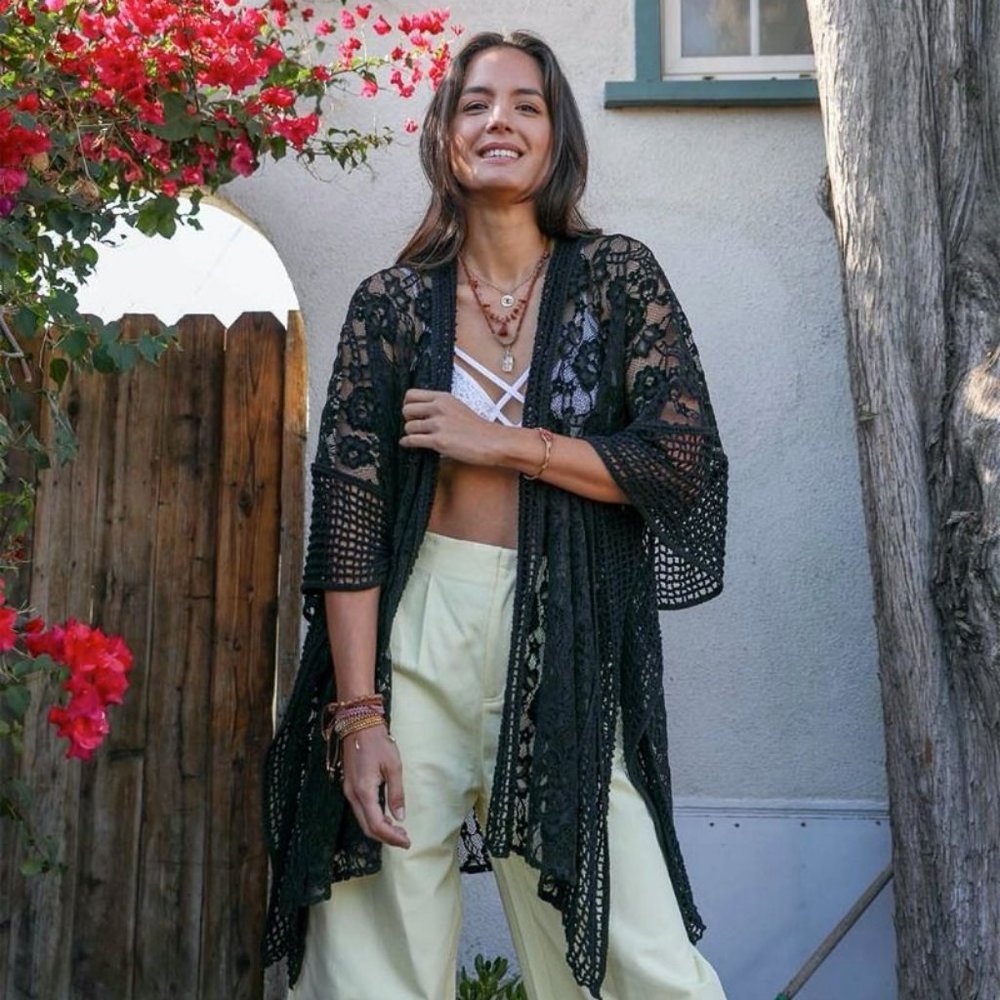Bohemian Floral Lace Textured Kimono OS BLACK